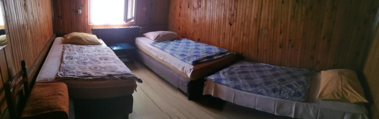 Great Mountain B&B Platak Ngoại thất bức ảnh