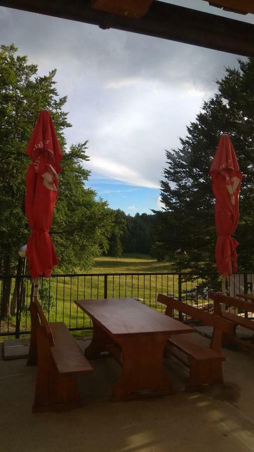Great Mountain B&B Platak Ngoại thất bức ảnh