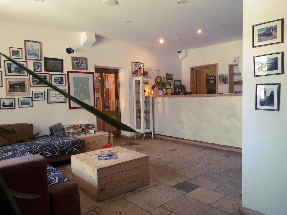 Great Mountain B&B Platak Ngoại thất bức ảnh