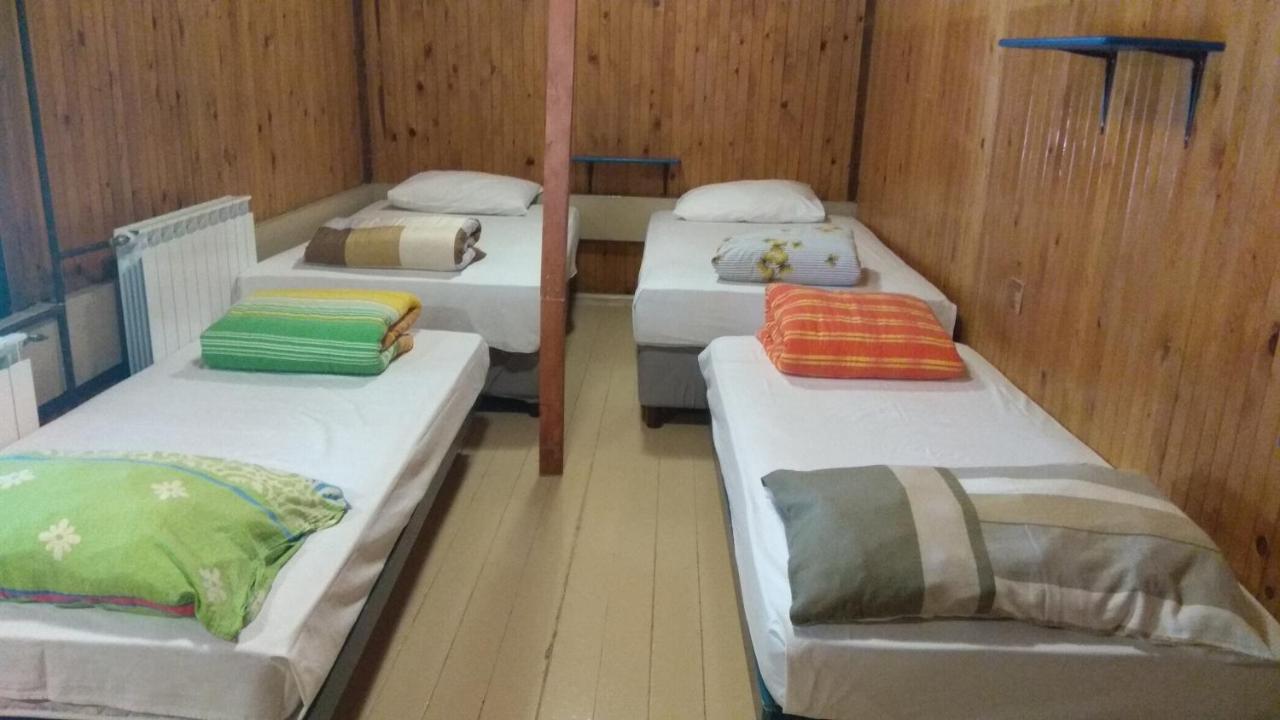 Great Mountain B&B Platak Ngoại thất bức ảnh
